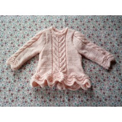 brassière bébé tricot fille en jersey, point feuilles et éventail ajouré en acrylique