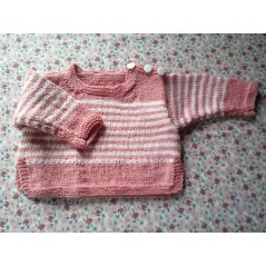 marinière bébé fille rose et blanc en jersey et point mousse - Gros plan