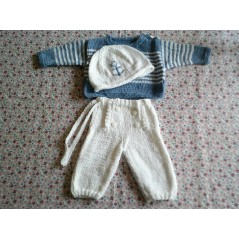 Ensemble petit matelot pantalon à pont, marinière et bonnet bébé tricot garçon bleu et blanc en jersey et point mousse