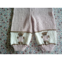 Pantalon bébé tricot fille rose jacquard ourson et jersey  - Gros plan bas