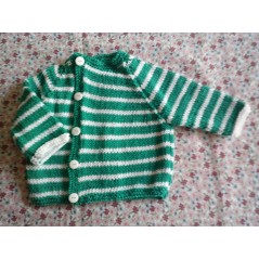Brassière bébé tricot fille et garçon en jersey rayé vert et blanc - Gros plan