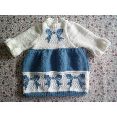 Robe bébé tricot fille jacquard rosette bleue et blanche en laine en jersey et côtes - Devant