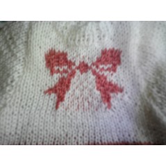 Robe bébé tricot fille jacquard rosette rose et blanche en coton en jersey et côtes - Gros plan nœud